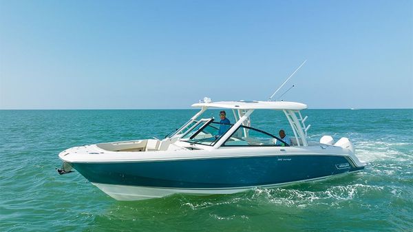 Boston Whaler 320 Vantage