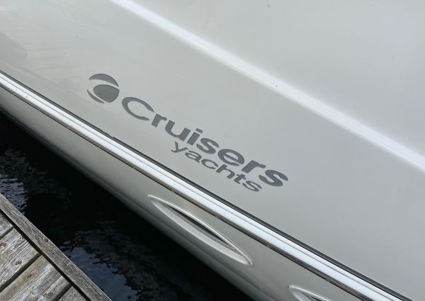 Cruisers-yachts 455-EXPRESS-MOTOR-YACHT image