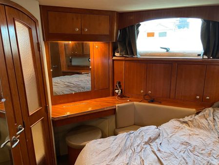Cruisers Yachts 455 Express Motor Yacht image