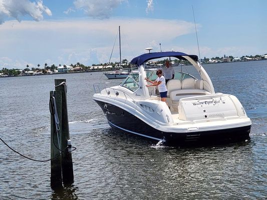 Sea Ray 340 Sundancer - main image