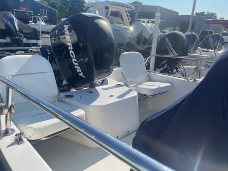 Boston-whaler 170-MONTAUK image