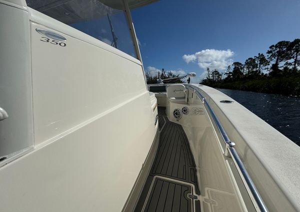 Cobia 350 Center Console image