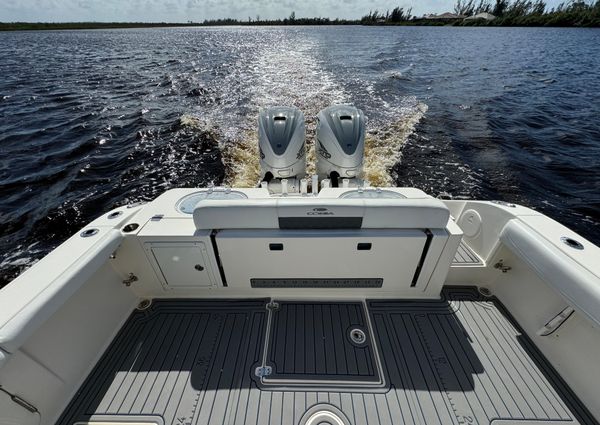 Cobia 350 Center Console image