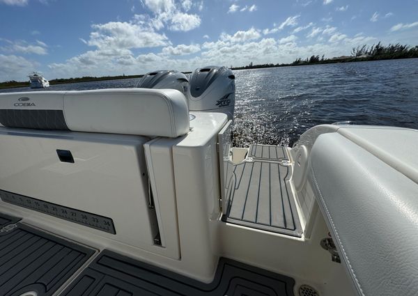 Cobia 350 Center Console image