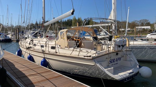 Island Packet 440