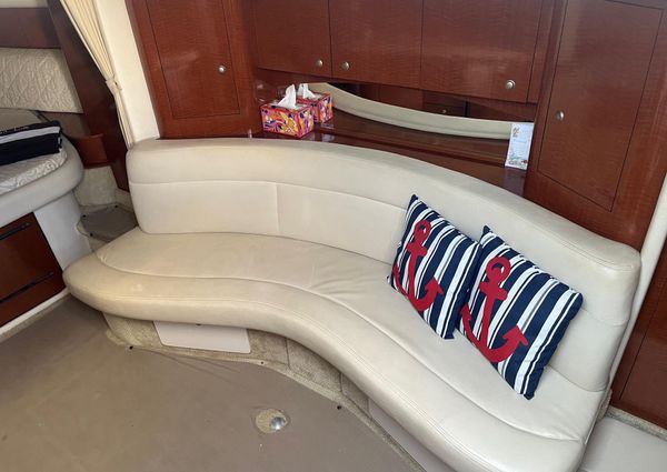 Sea Ray 320 Sundancer image