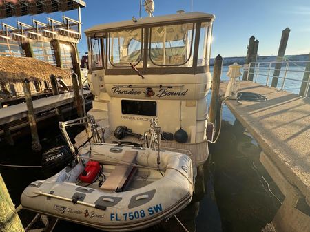 Cruisers-yachts 4050-EXPRESS-MOTOR-YACHT image