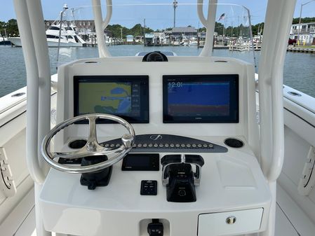 Jupiter 34 HFS w/ Triple Yamaha F300s image