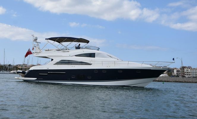 Fairline Squadron 65 - main image