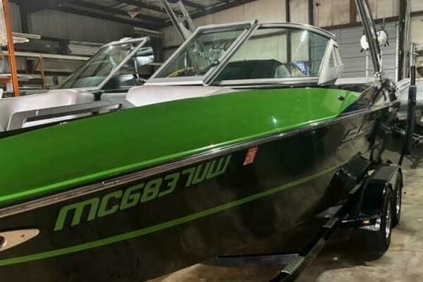 MB B52 21Classic - main image