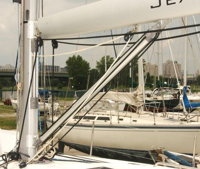 Jeanneau 54 image