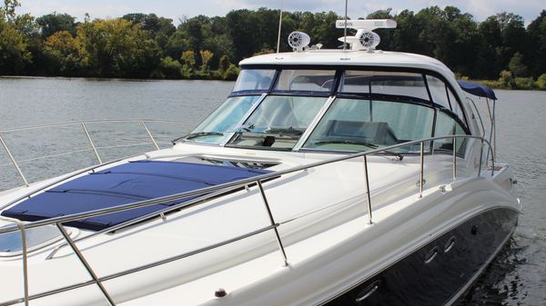 Sea Ray 420 Sundancer 