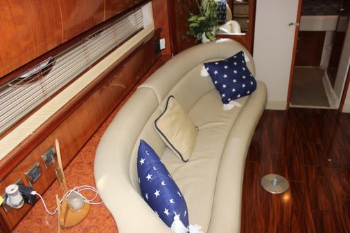 Sea Ray 420 Sundancer image