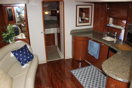 Sea Ray 420 Sundancer image