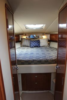 Sea Ray 420 Sundancer image