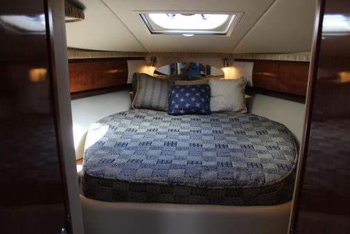 Sea Ray 420 Sundancer image