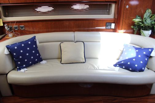 Sea Ray 420 Sundancer image