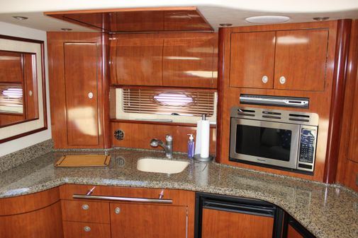 Sea Ray 420 Sundancer image