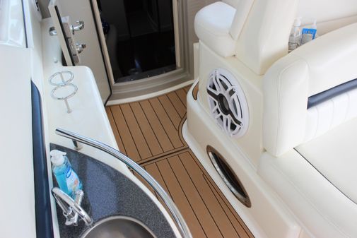 Sea Ray 420 Sundancer image