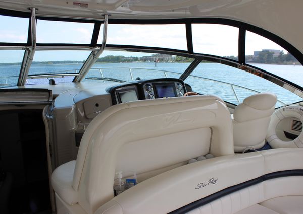 Sea Ray 420 Sundancer image