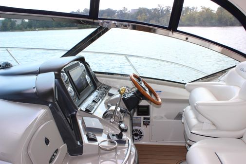 Sea Ray 420 Sundancer image