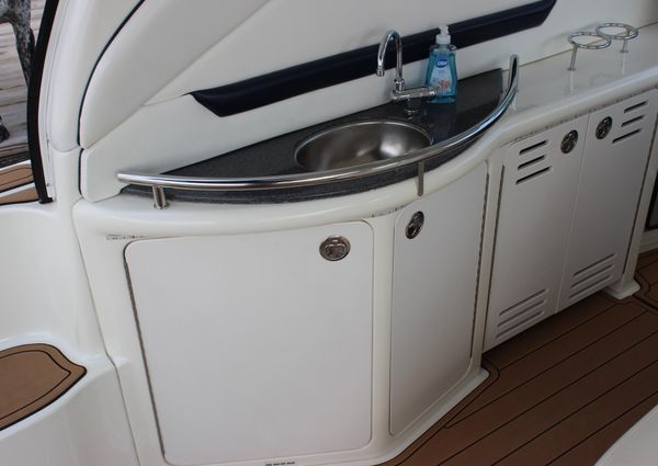 Sea Ray 420 Sundancer image