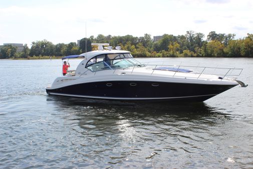 Sea Ray 420 Sundancer image