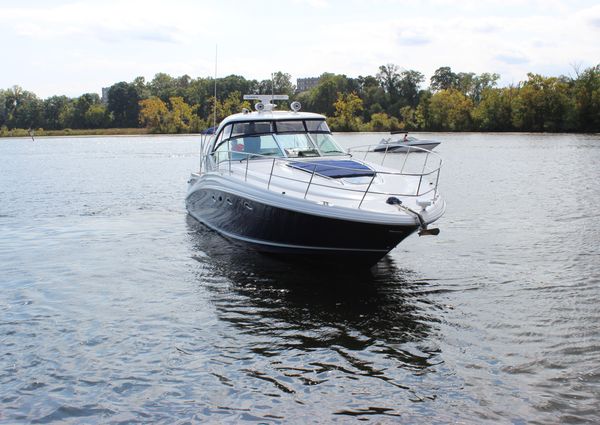 Sea Ray 420 Sundancer image