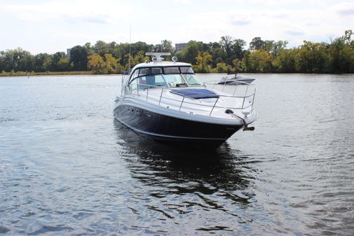 Sea Ray 420 Sundancer image