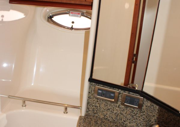 Sea Ray 420 Sundancer image