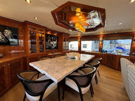 Hargrave Custom Raised Pilothouse image