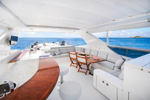 Hargrave Custom Raised Pilothouse image