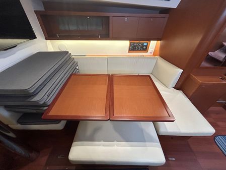 Beneteau Oceanis 45 image