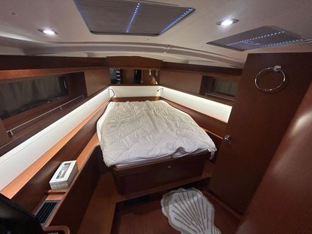 Beneteau Oceanis 45 image