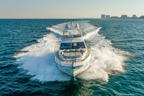 Azimut 55 image