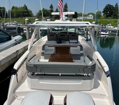 Tiara-sport 38 image