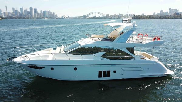 Azimut Flybridge