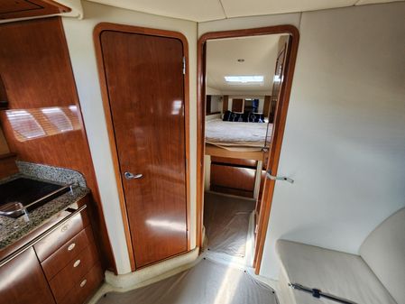 Sea Ray 38 Sundancer image