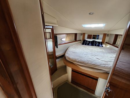 Sea Ray 38 Sundancer image