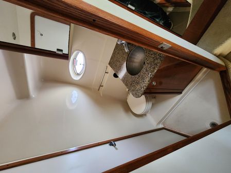 Sea Ray 38 Sundancer image