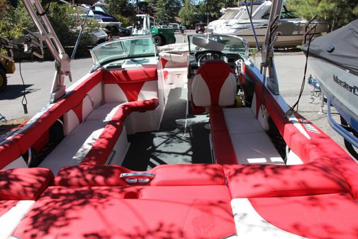 MasterCraft XT25 image