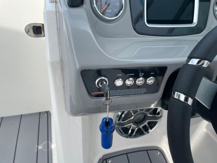 Chaparral 23 Surf image