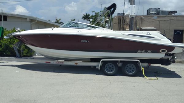Sea Ray 250 SLX