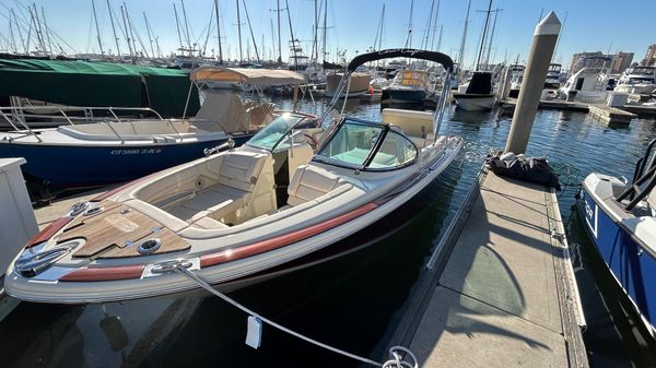 Chris-Craft 25 Launch GT 