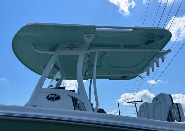 Sea-pro 259-CENTER-CONSOLE image