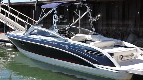 Formula 270 Bowrider