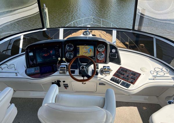 Sea Ray 420 Sedan Bridge image