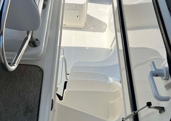 Sea Ray 420 Sedan Bridge image