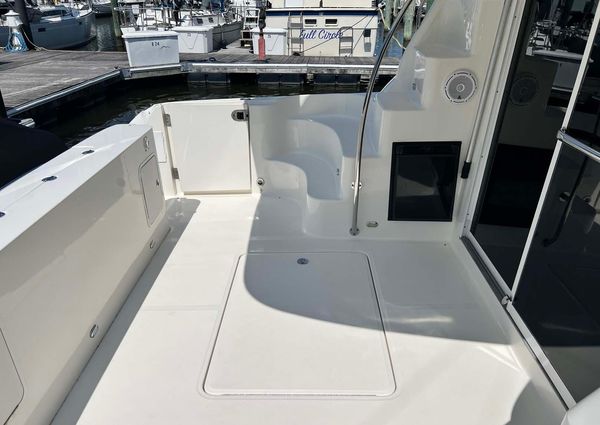 Sea Ray 420 Sedan Bridge image