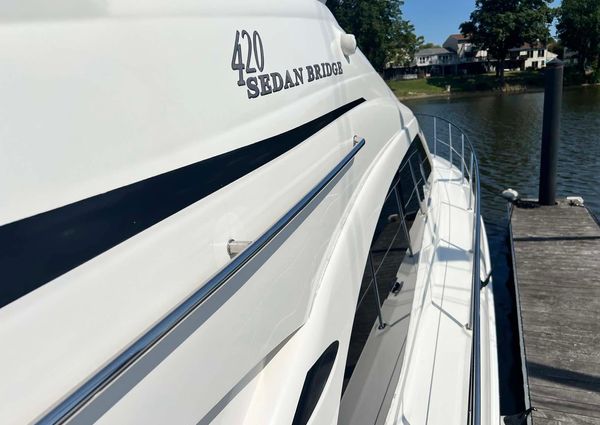 Sea Ray 420 Sedan Bridge image